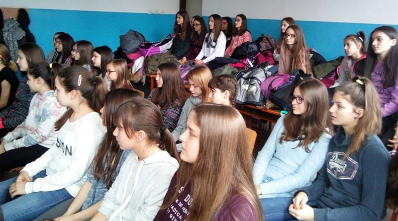 DOBOJ: U OŠ „Vuk Stefanović Karadžić“ održana radionica pod nazivom „Da vam ispričam svoju priču“