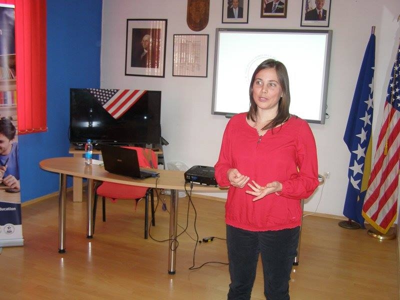DOBOJ: Prezentacija programa "Education USA" (FOTO)