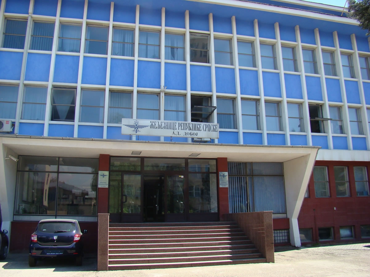 ŽELJEZNIČARI RS OD PONEDJELJKA OBUSTAVLJAJU RAD NA POLA SATA: Ovo je borba za “golu” egzistenciju