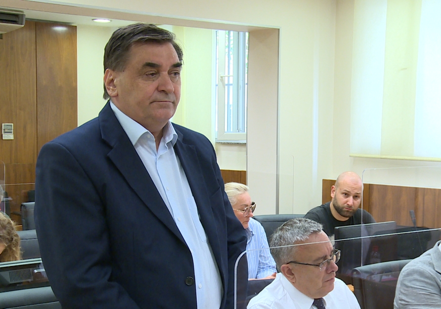 SUĐENJE BIVŠEM GRADONAČELNIKU DOBOJA: Direktorka osnovne škole pustila djecu kući uoči poplava