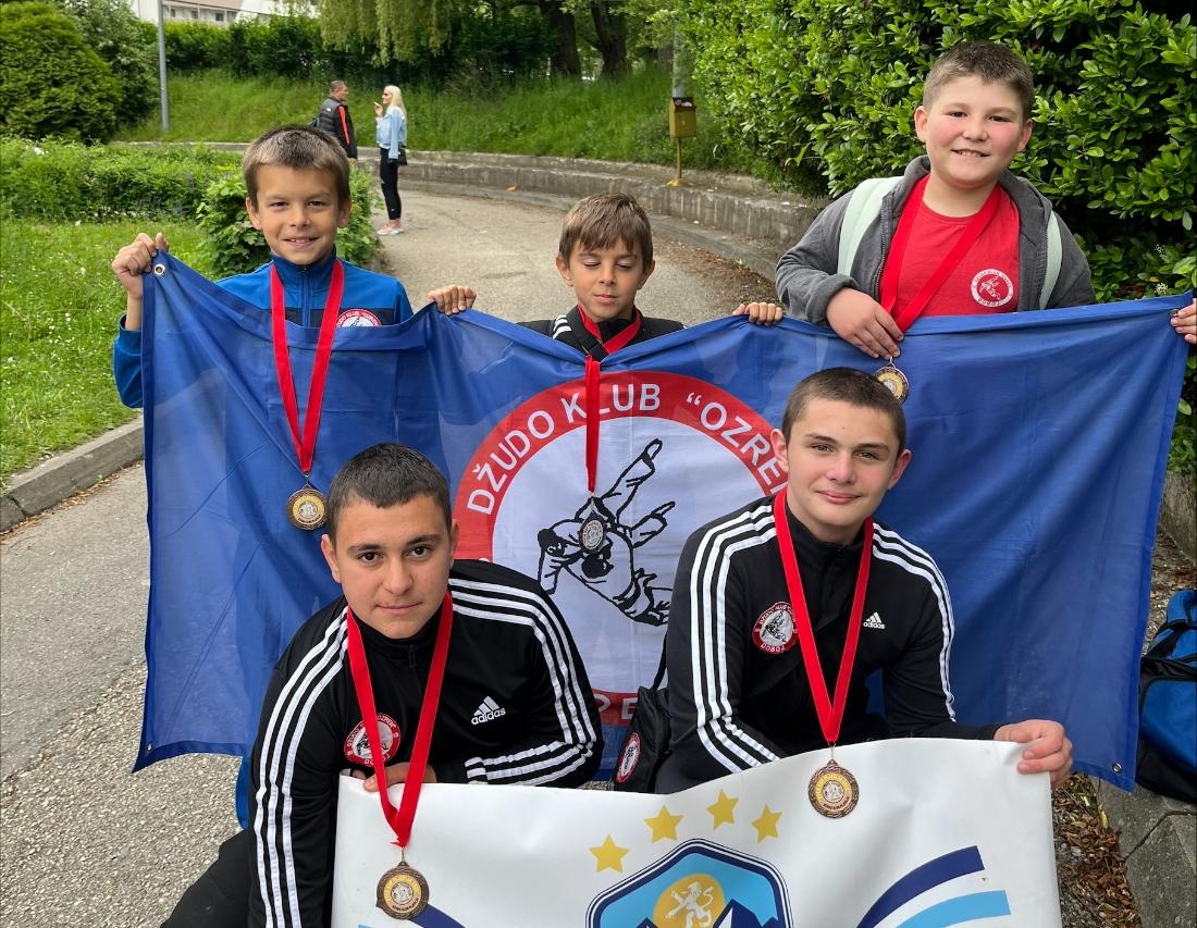 DOBOJ: Pet medalja za Džudo klub „Ozren“ Doboj na turniru u Pljevljima (FOTO)
