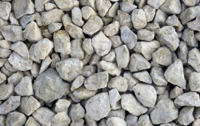 DOBOJ: Zbog brojnih investicija gradonačelnik prinuđen da uvozi kamen temeljac