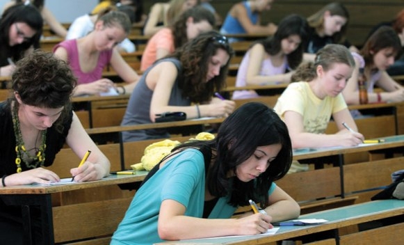 DOBOJ: Raspisan konkurs za dodjelu stipendija