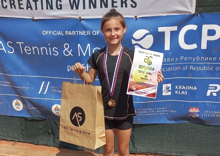 DOBOJ: Bronza za mladu Saru Tripić u Bijeljini