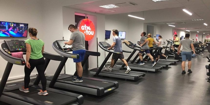 SRPSKA POOŠTRILA MJERE: Zatvaraju se teretane i fitnes centri, zabranjena muzika uživo