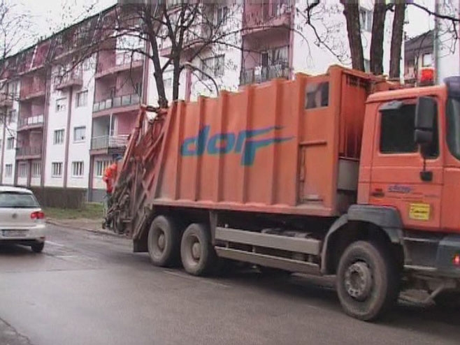 DOBOJ: Zašto Grad pokušava da uništi Progres? (VIDEO)