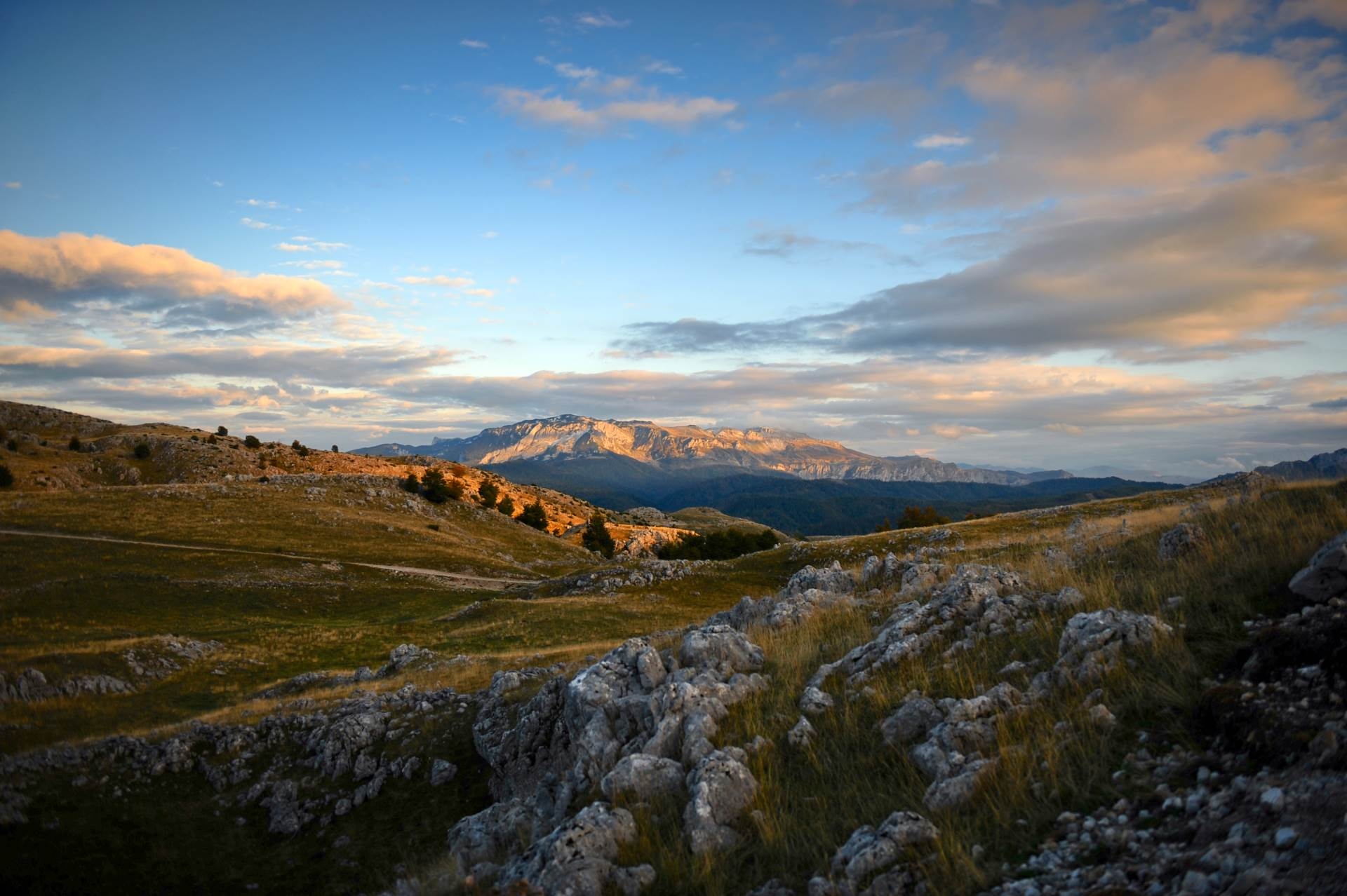 VRIJEME: Danas sunčano, temperatura do 27 stepeni