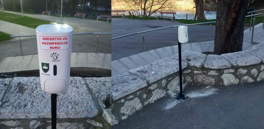 U Visokom počelo postavljanje dozatora na javnim površinama za dezinfekciju ruku