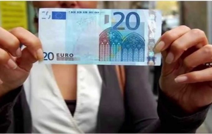 DOBOJ: MUP upozorava da će od 10. juna papirnate vozačke dozvole važiti samo uz 20 evra