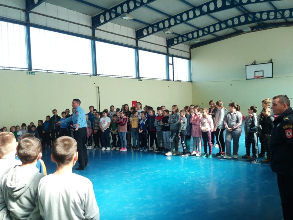 DOBOJ: Zaštitimo najmlađe učesnike u saobraćaju