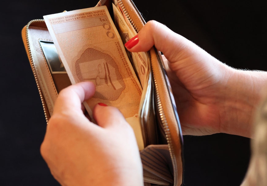 OSIM U TRGOVINI NA VELIKO: Dozvoljeni iznos gotovinskog plaćanja po jednom računu sa 200 povećan na 500 KM