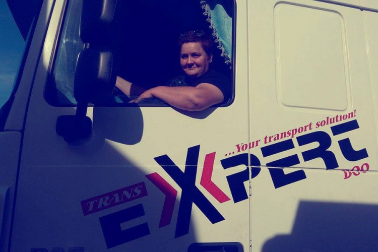 DOBOJ: Samohrana majka za volanom kamiona