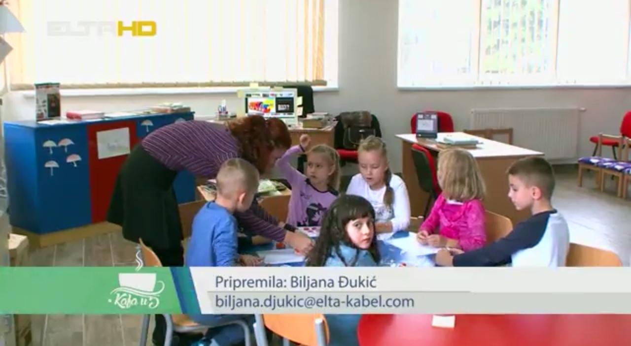 DOBOJ: Kafa u 5 - dvostruka donacija knjiga Biblioteci (VIDEO)