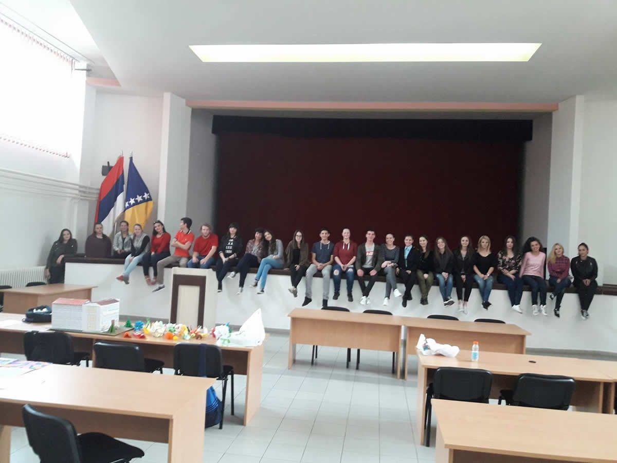 DOBOJ: Srednjoškolci predstavili svoje talente! (FOTO)