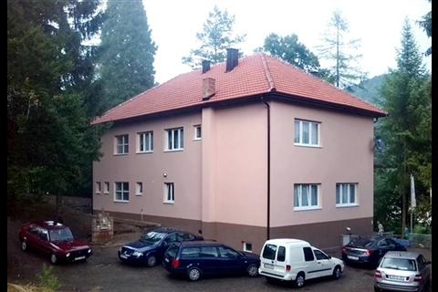 PETROVO: Vladika Hrizostom osveštao Svetosavski kamp na Ozrenu (FOTO)