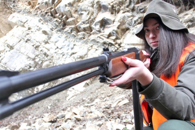 Lovci oslobođeni poreza na oružje