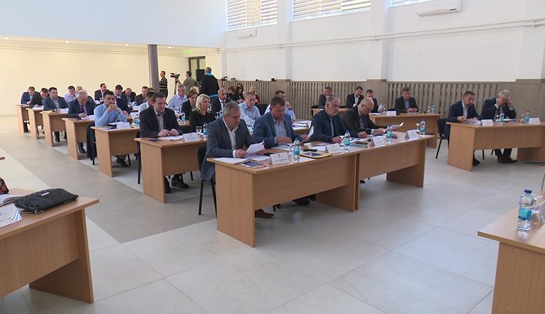 DOBOJ: Sutra prva vanredna sjednica Skupštine grada