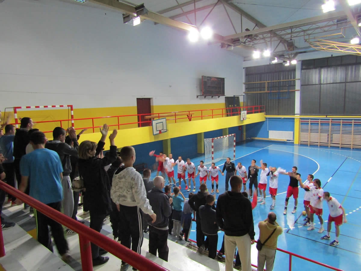 OKOM KAMERE: Rukomet ponovo stanuje u gradu (FOTO)