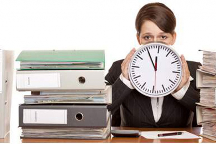 OPŠTINSKA UPRAVA U TESLIĆU RADIĆE PRODUŽENO: Po dokumente i subotom