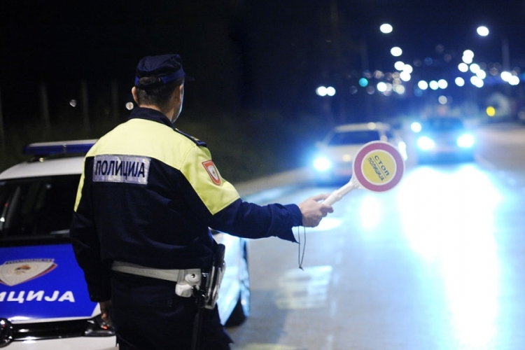DOBOJ: Jedan poginuli, a četvoro povrijeđenih u sudaru