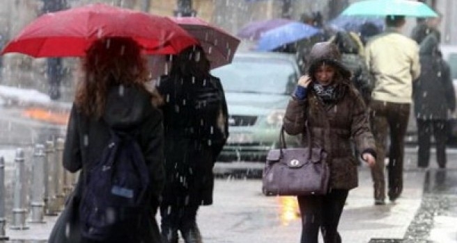 VRIJEME: Oblačno uz slab snijeg i susnježicu