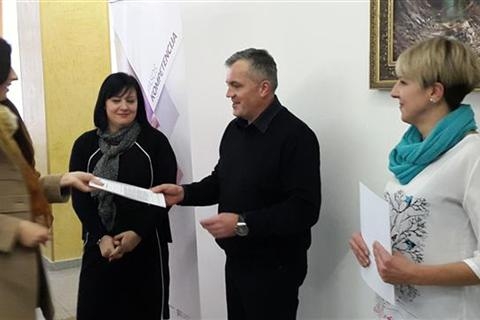 Doboj: Uručeni "pasoši kompetencija" za deset nezaposlenih