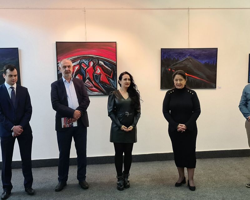 DOBOJ: Otvorena izložba "Unutrašnji pejzaži" Sofije Ječine