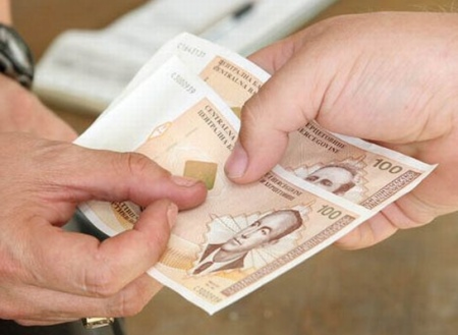 DOBOJ: Počela isplata penzija za maj