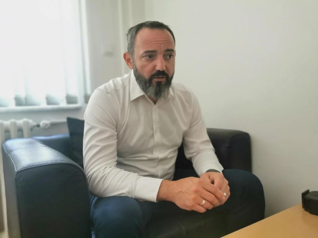 POČINJE LOV NA POŠTENE NOVINARE / VUKELIĆ: Ministar pravde je slagao javnost