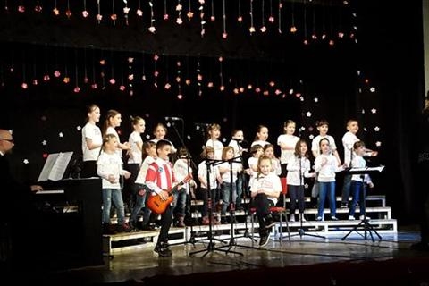 DOBOJ: Dječiji hor "Pačići" održao koncert povodom 8. marta