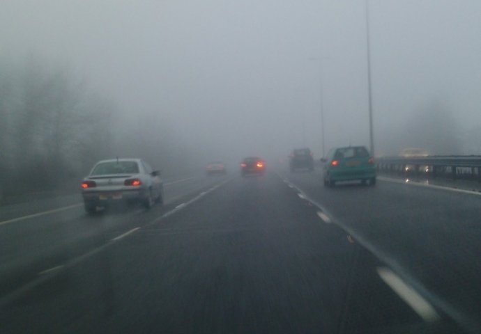 PUTEVI: Jutarnja magla usporava saobraćaj