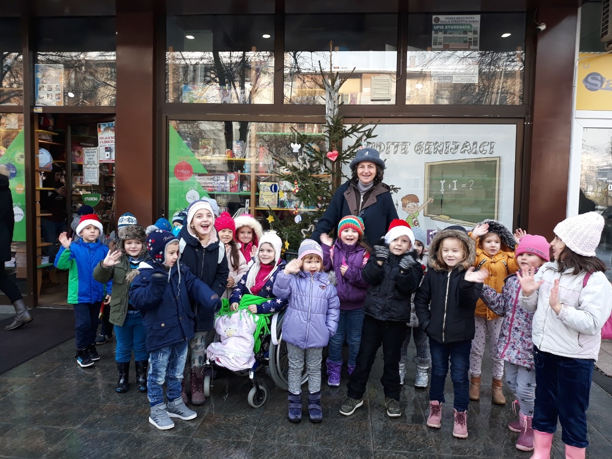 DOBOJ: Početak zime veselo obilježili najmlađi (FOTO)