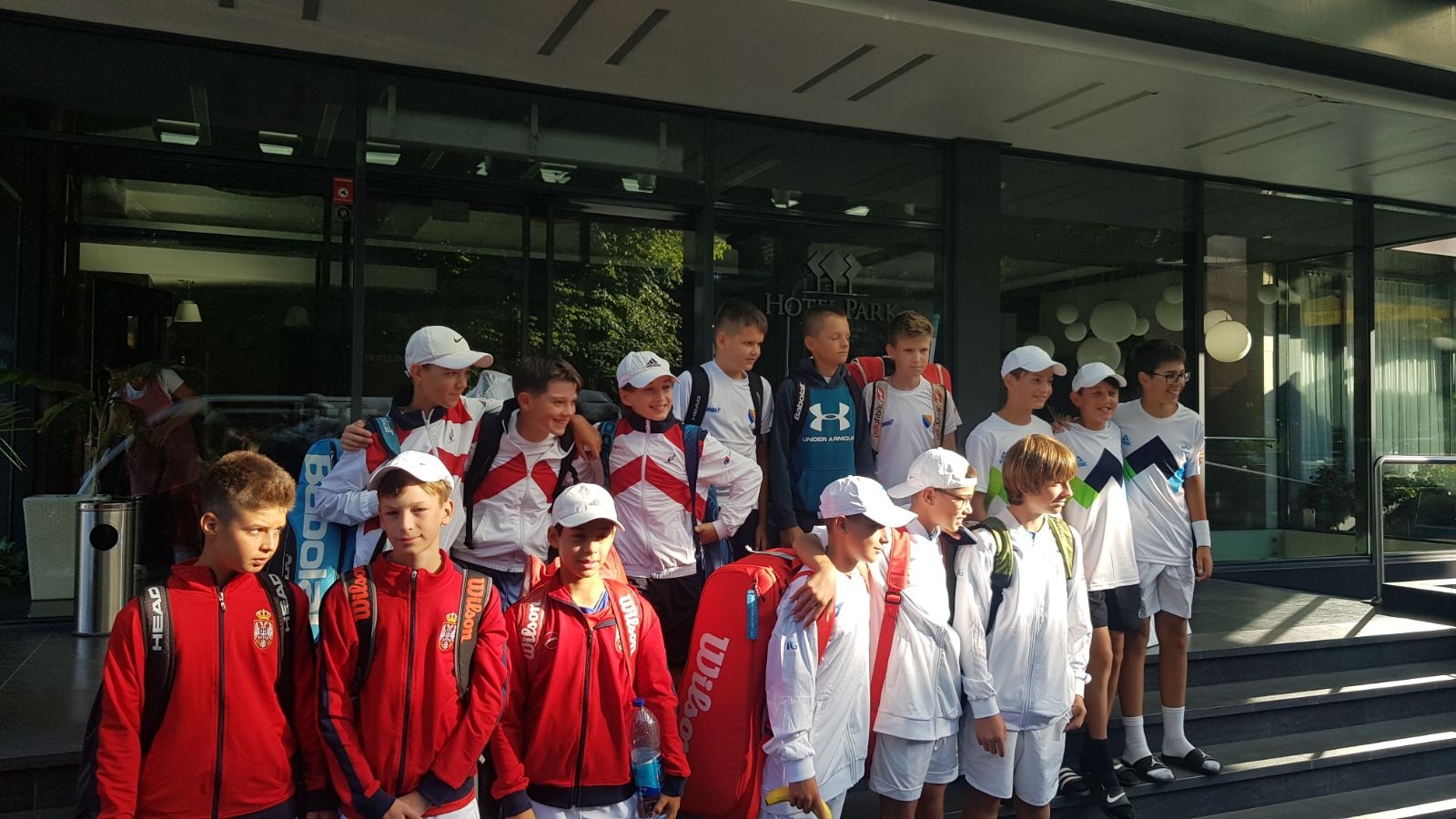 REGIONALNI REPREZENTATIVNI TENISKI KAMP U DOBOJU: Reprezentacije U12 na pripremama za Evropsko prvenstvo.