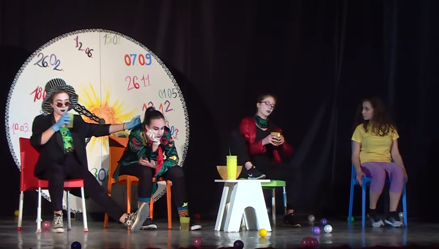 DOBOJ: KAFA U 5 - Alisa u zemlji čuda (VIDEO)