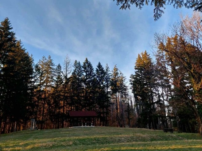 VRIJEME: Danas sunčano i toplo, krajem dana ponegdje kiša