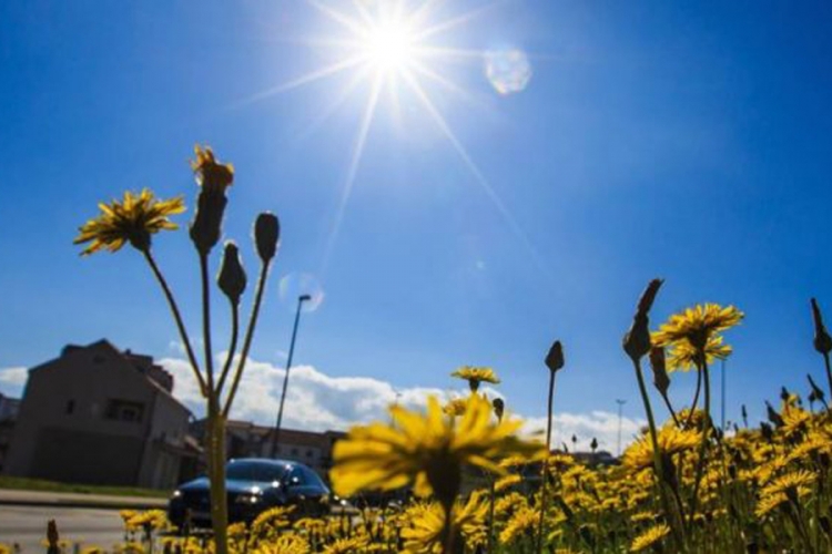 VRIJEME: Sunčano, poslijepodne naoblačenje