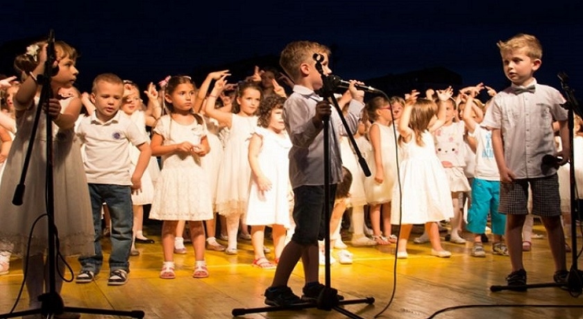 DOBOJ: Večeras nastupa dječiji hor "Vrapčići"