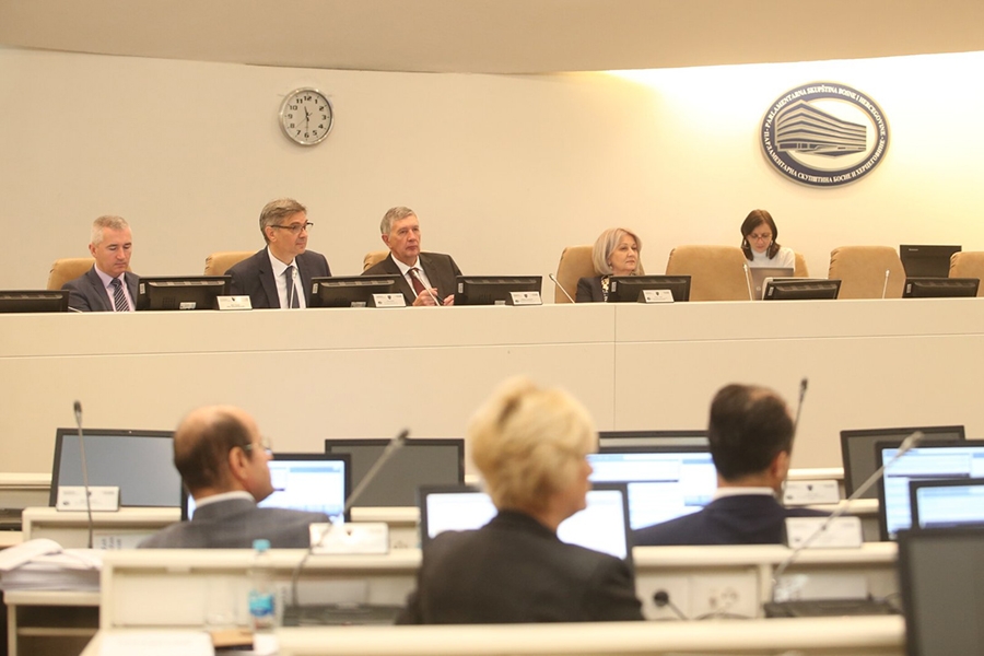 VLAST PLANIRA JOŠ VIŠE DA NAS KAŽNJAVA Stavku u budžetu BiH povećali za 4,1 milion KM