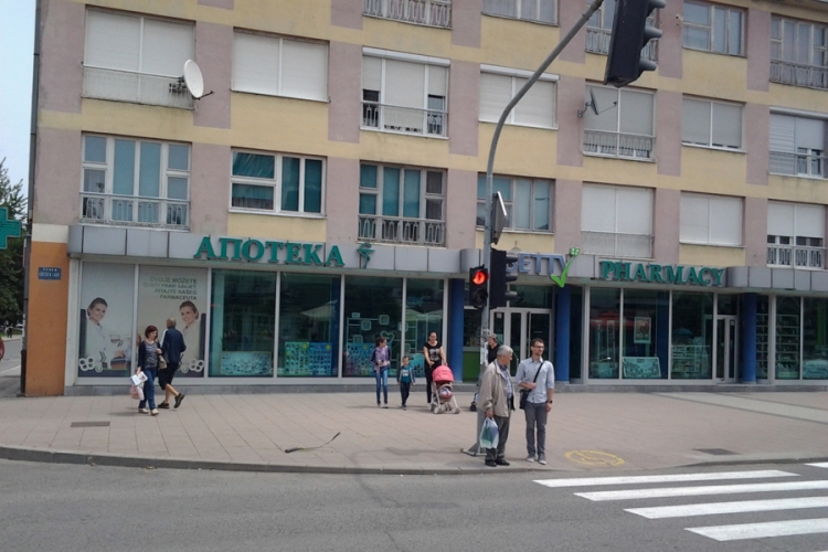 DOBOJ: Apoteci "Jovan Jovanović Zmaj" prijeti gašenje