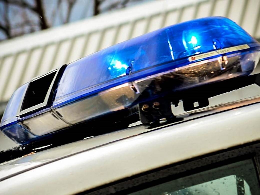 DOBOJ: Teretno vozilo sletjelo sa kolovoza, vozač povrijeđen