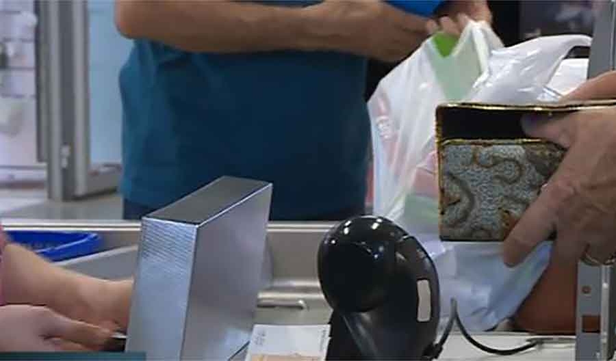 RIJEŠENA DILEMA Inspektorat RS: Trgovci NE MOGU naplaćivati reklamne plastične vrećice