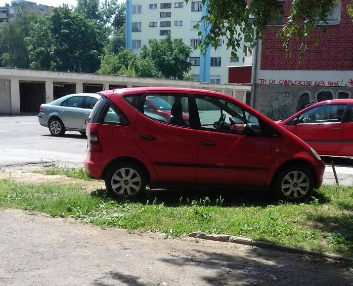 DOBOJSKI INFO PREDSTAVLJA: Bahati Parking Papak P (FOTO)