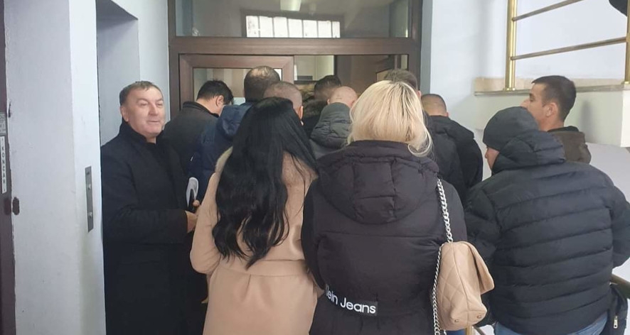 DOBOJ: Gradske vlasti onemogućile učešće građanima u javnoj raspravi