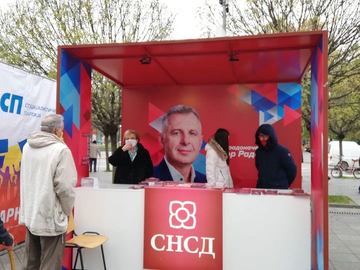 Aktivisti SNSD napali novinarku u Banjoj Luci