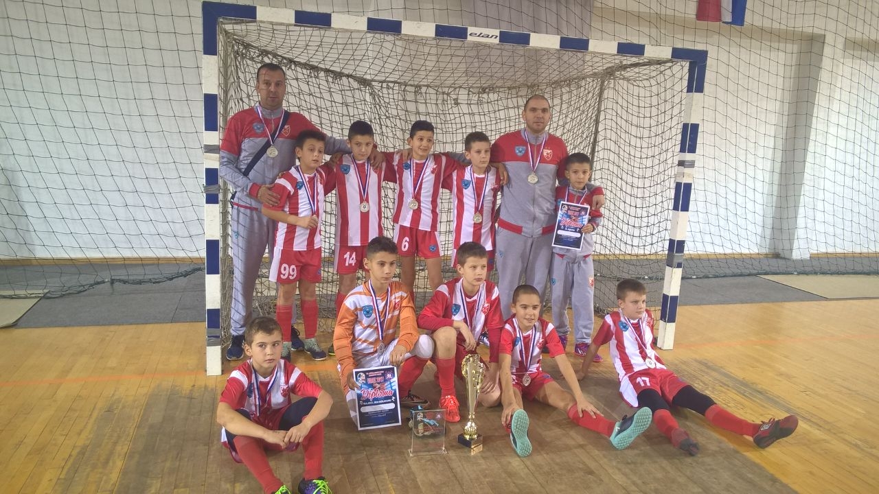 DOBOJ: Školi fudbala "Ačko" srebro u Vitezu (FOTO)