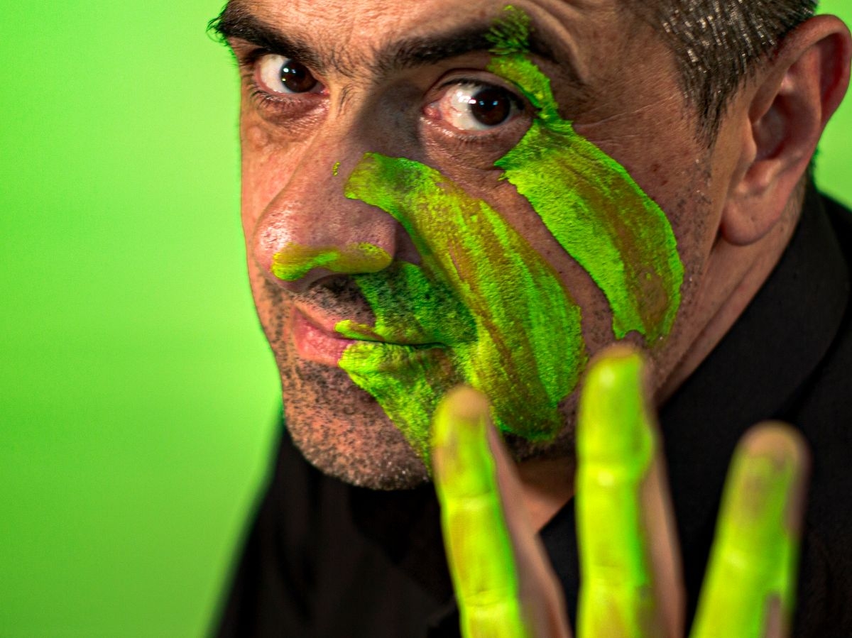 Pjesma "OMG" Mladena Mačara je rekvijem za "klimače glavom" (VIDEO)