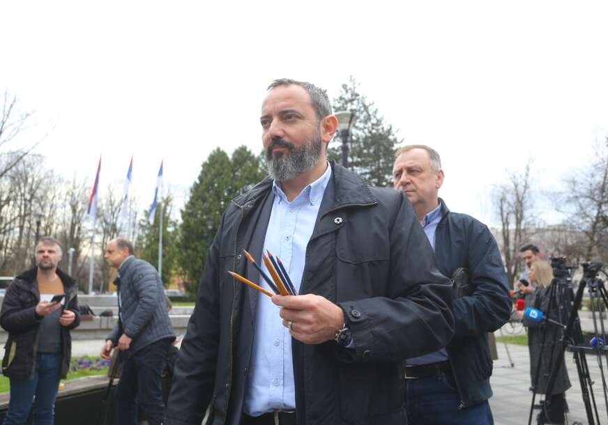 Vukelić o izmjeni Krivičnog zakonika "Centralna javna rasprava organizovana uoči najveće krsne slave"