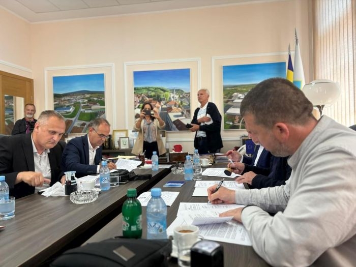 POTPISALI SPORAZUM Lokalne zajednice TK i RS ne žele više čekati autoput Tuzla-Doboj