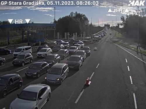 ZASTOJI NA GRANIČNIM PRELAZIMA PREMA HRVATSKOJ: Vozači se pozivaju na strpljenje