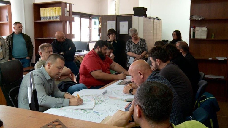 "NAPAĆENI NAROD": Kolektivna amnezija ili strah od promjene? – Vrijeme je za akciju, ne samo riječi! (VIDEO)